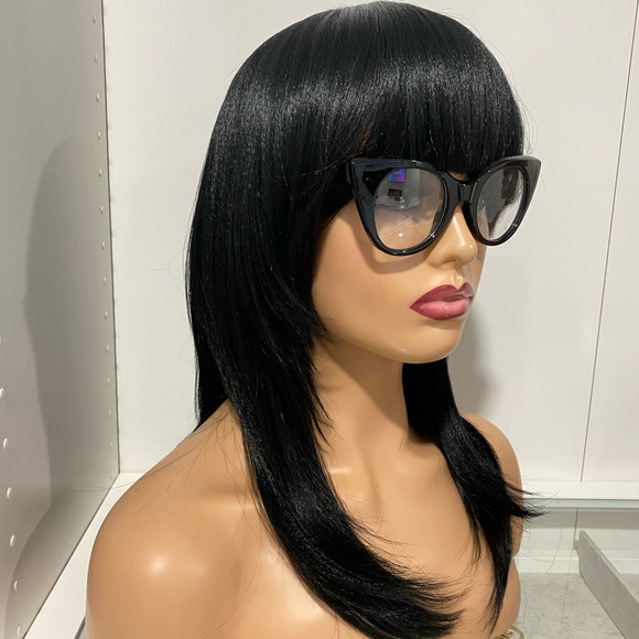 Synthetic heat resistant full wig. NWT Color: #1 (Black) - Picture 2 of 10